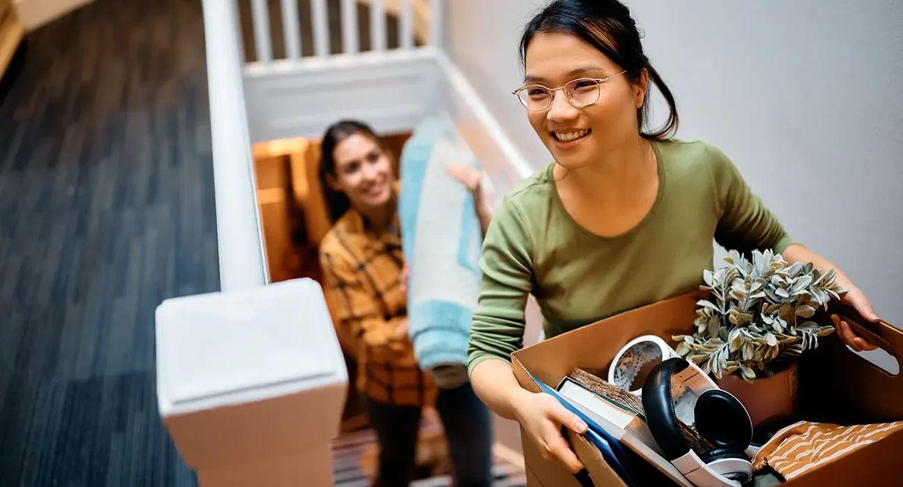 decluttering before moving